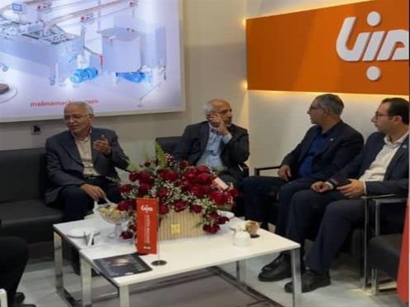 حضور واحد ارتباط با صنعت دانشگاه علوم پزشکی تبریز در هجدهمین نمایشگاه شیرینی و شکلات تبریز