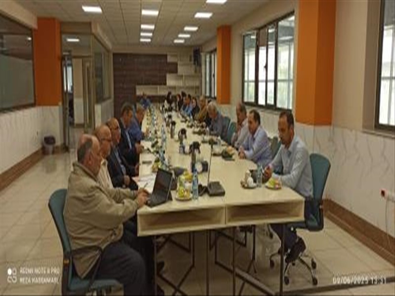بررسی برنامه ها و چالش های معاونت تحقیقات و فناوری با حضور رئیس دانشگاه 